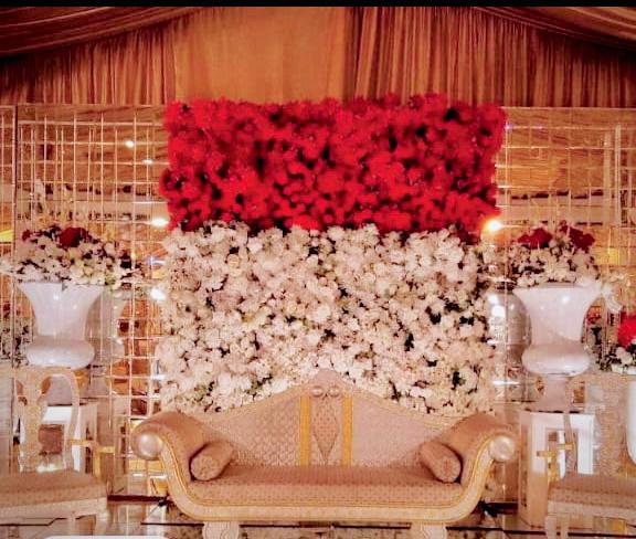 Hall Decor